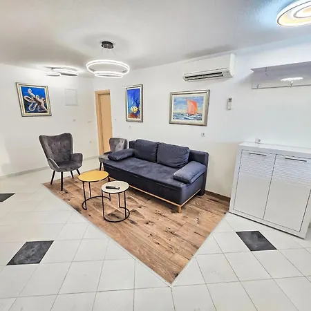 Lux Adriatica 1 By Interhome Apartman Trogir